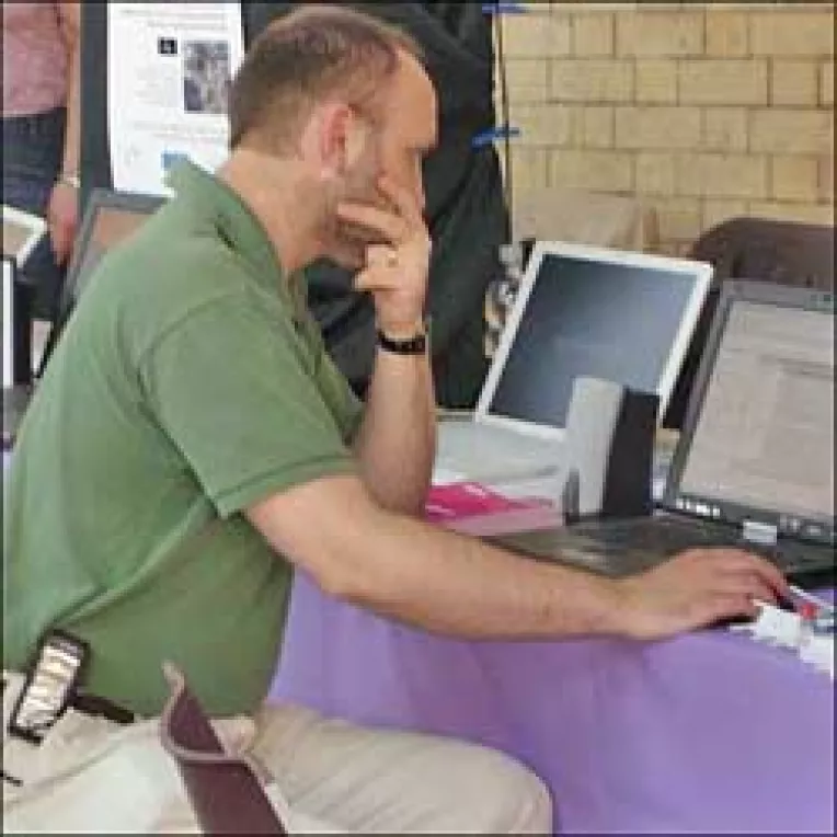 Afacerile, din ce in ce mai dependente de Internet