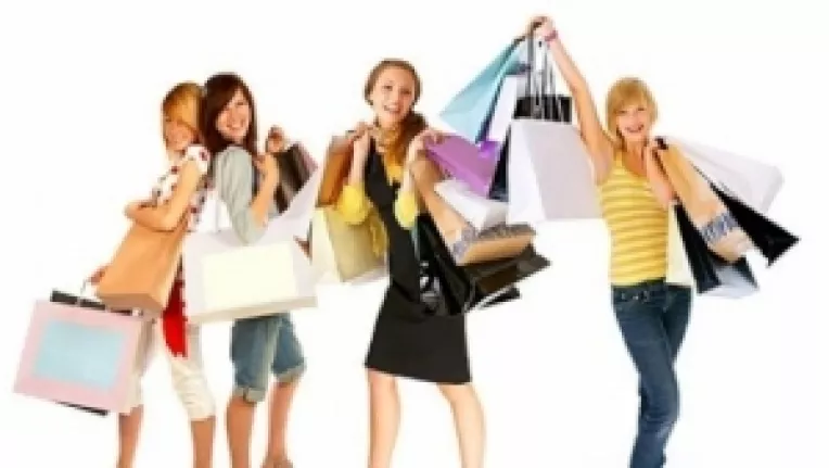 Aplicatiile mobile destinate femeilor ofera sfaturi pentru ingrijire, wellness, diete, fashion si styling