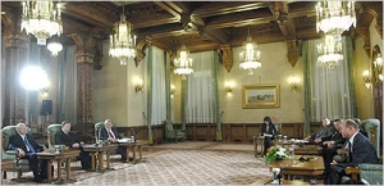 Basescu la intalnirea de duminica seara cu reprezentantii FMI: "Am gasit noi solutii pentru reducerea deficitului bugetar"