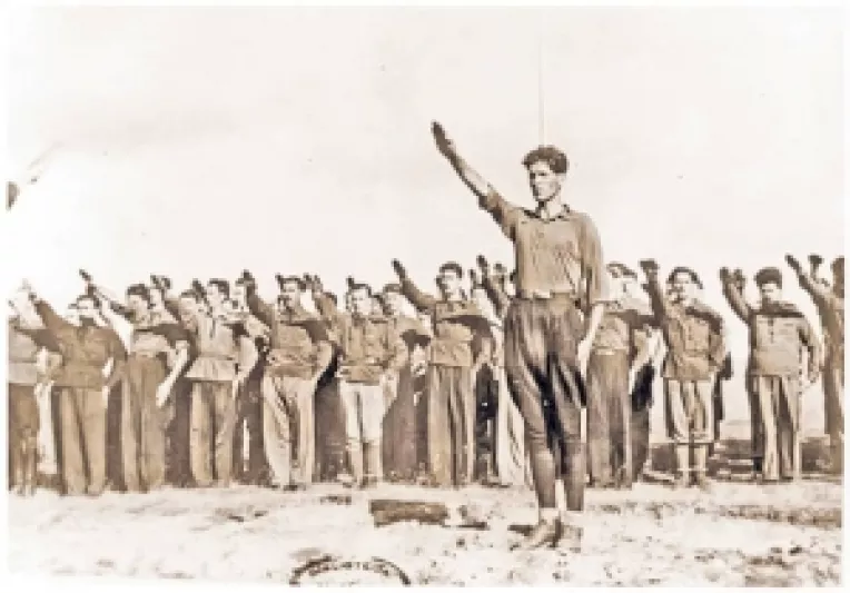 Dan Tapalaga (HotNews): PNL si extremistul de dreapta Marian Munteanu trag Romania inapoi, la izolationism, antioccidentalism si xenofobie