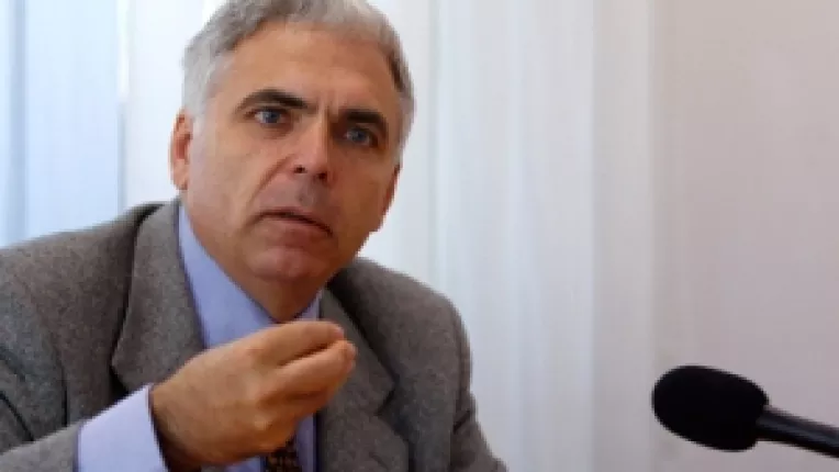 Eurodeputatul PSD Adrian Severin, chemat de urgenta la Bruxelles, la Parlamentul European