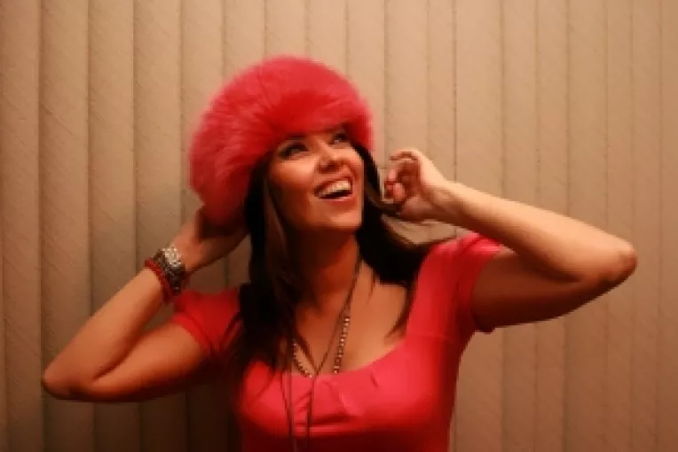 Lili Fedorca: "Imi place sa primesc cadouri de la un barbat si de Halloween si de Dragobete!"