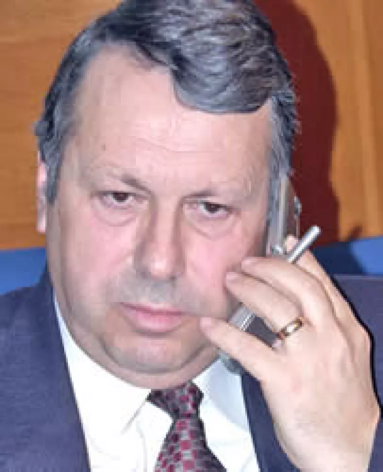 Mertoiu, un maimutoi obosit, depasit, incompetent si expirat