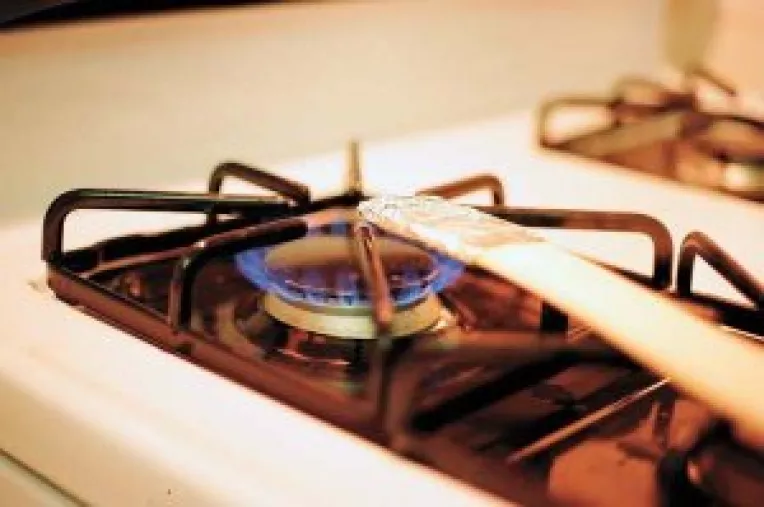 Mii de galateni vor primi ajutoare mai mari pentru gazele consumate